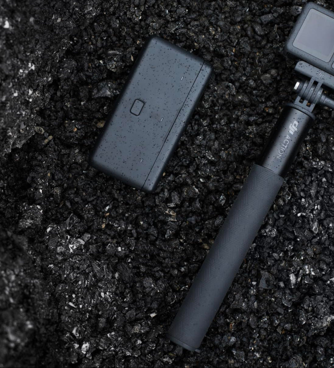 👉 Action Cam 4K – 1/1.3" Sensor, verlängerte Akkulaufzeit mit 3 Batterien (bis zu 12 Std.), Bildstabilisierung, Dual OLED Touchscreens, Unterwasserkamera für Sport & Vlog